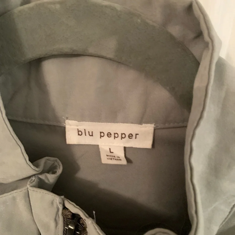 Jacket - Picture 3 of 3